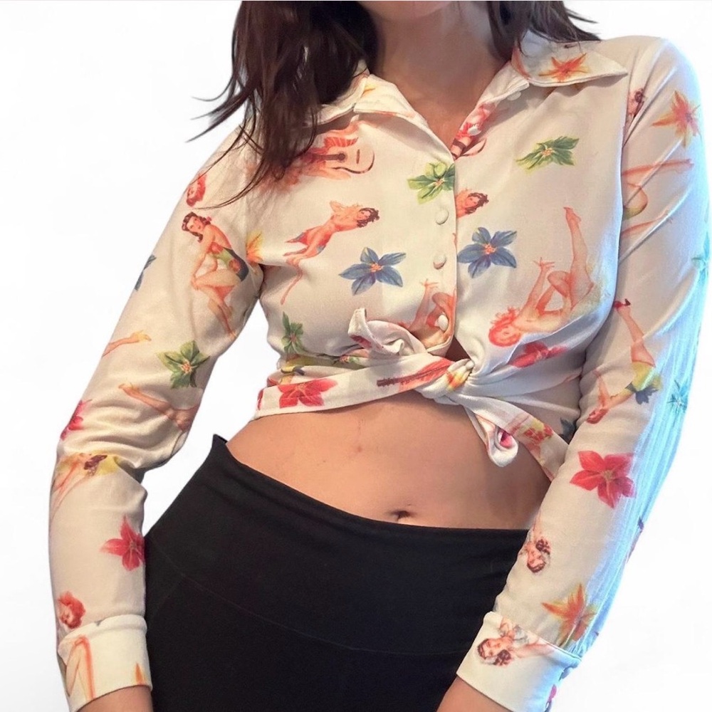 Bebe 90s Pin-up Girl Button down